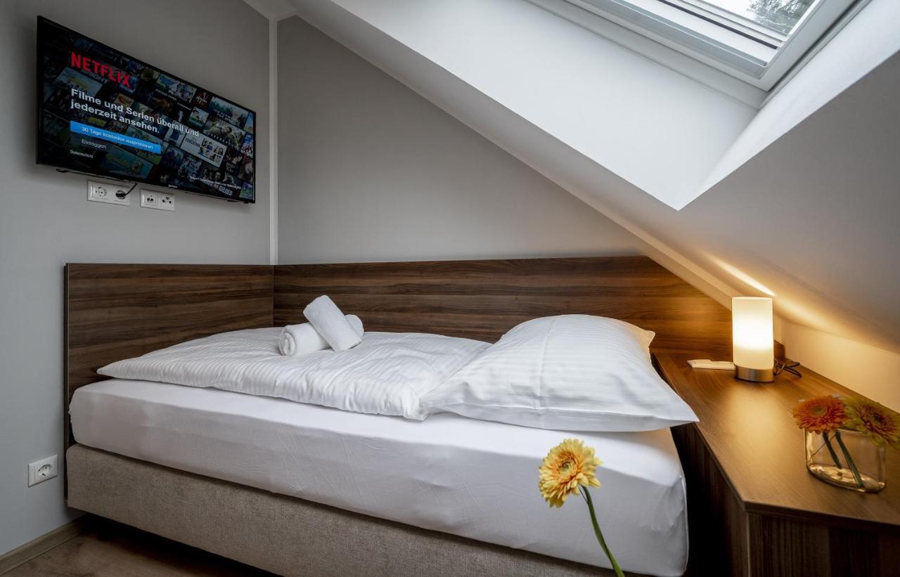 Hotel Zu Freunden Hamm  Bagian luar foto
