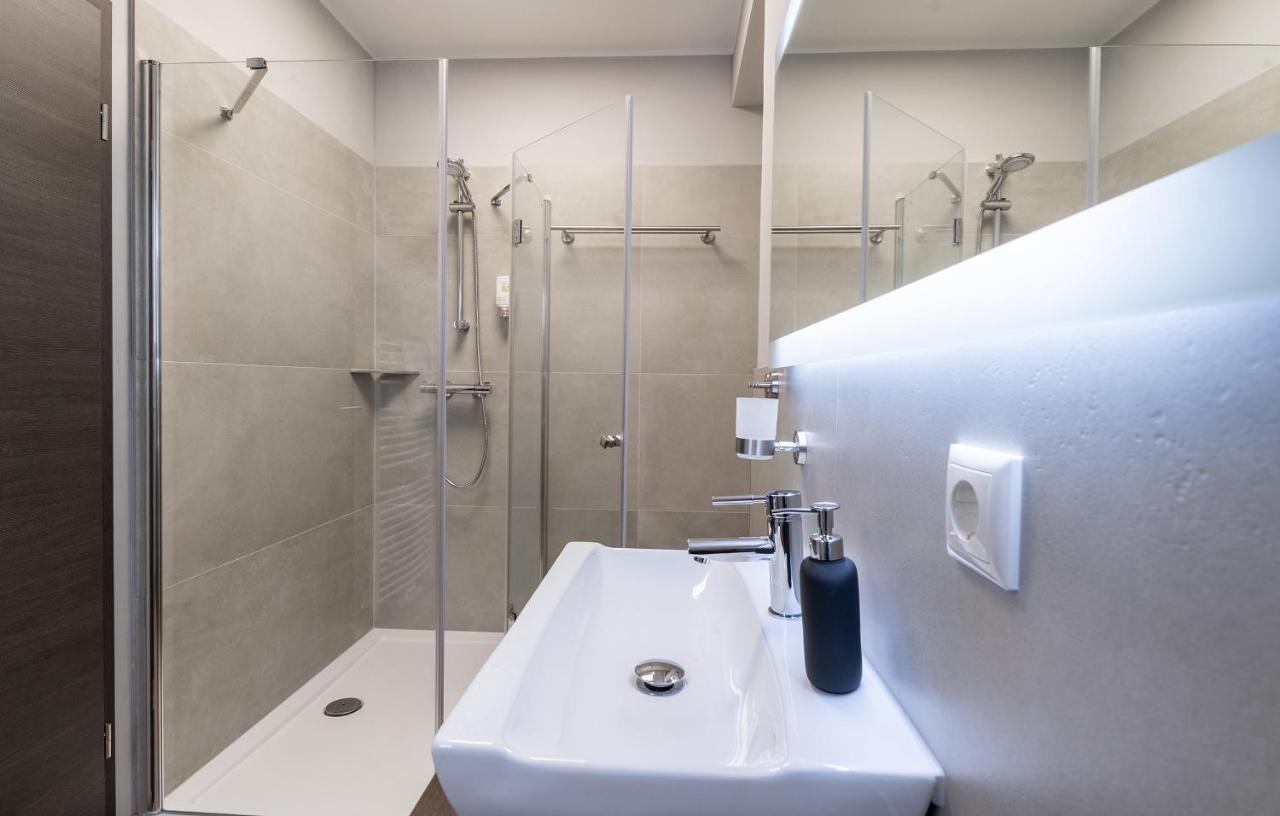 Hotel Zu Freunden Hamm  Bagian luar foto